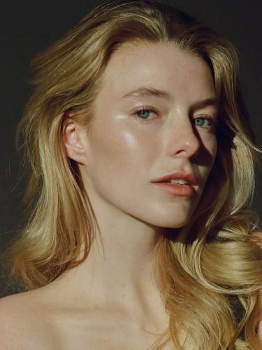Anne Smith