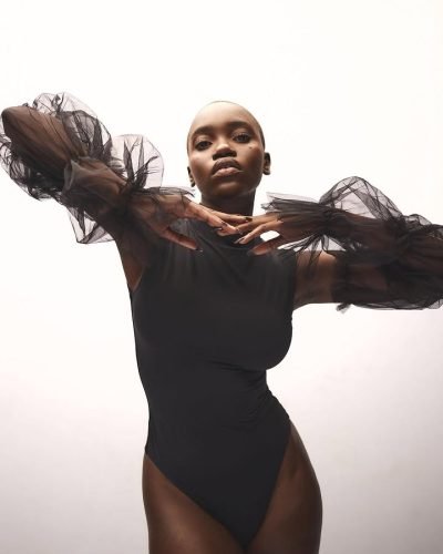 ELLE KYNG
