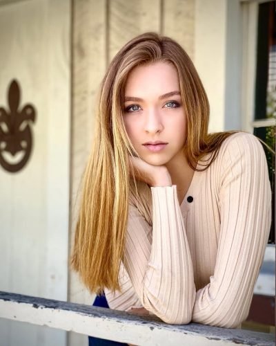 Mandy Claire